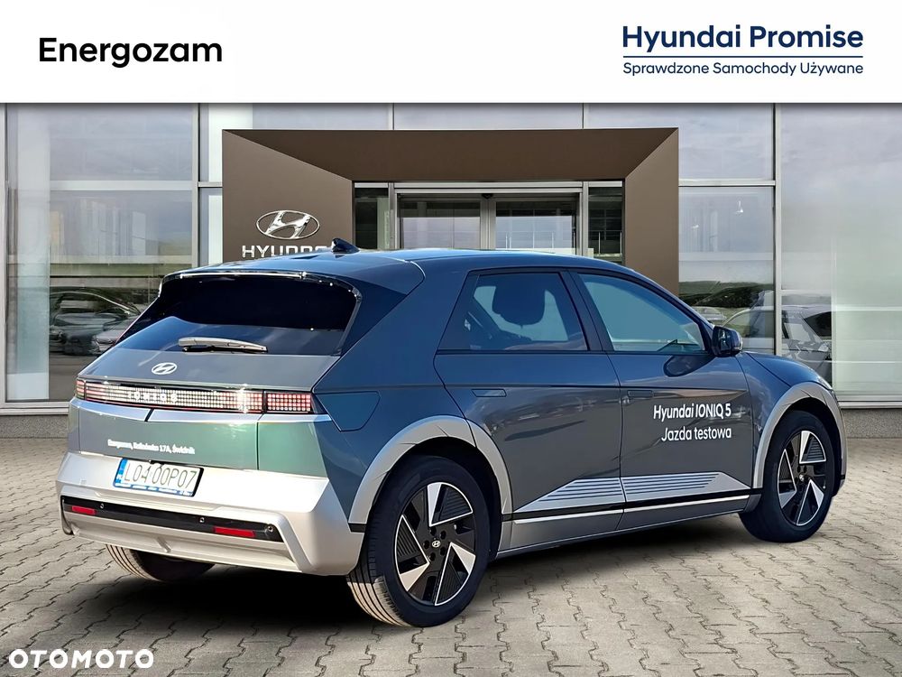 Hyundai IONIQ 5 - 5