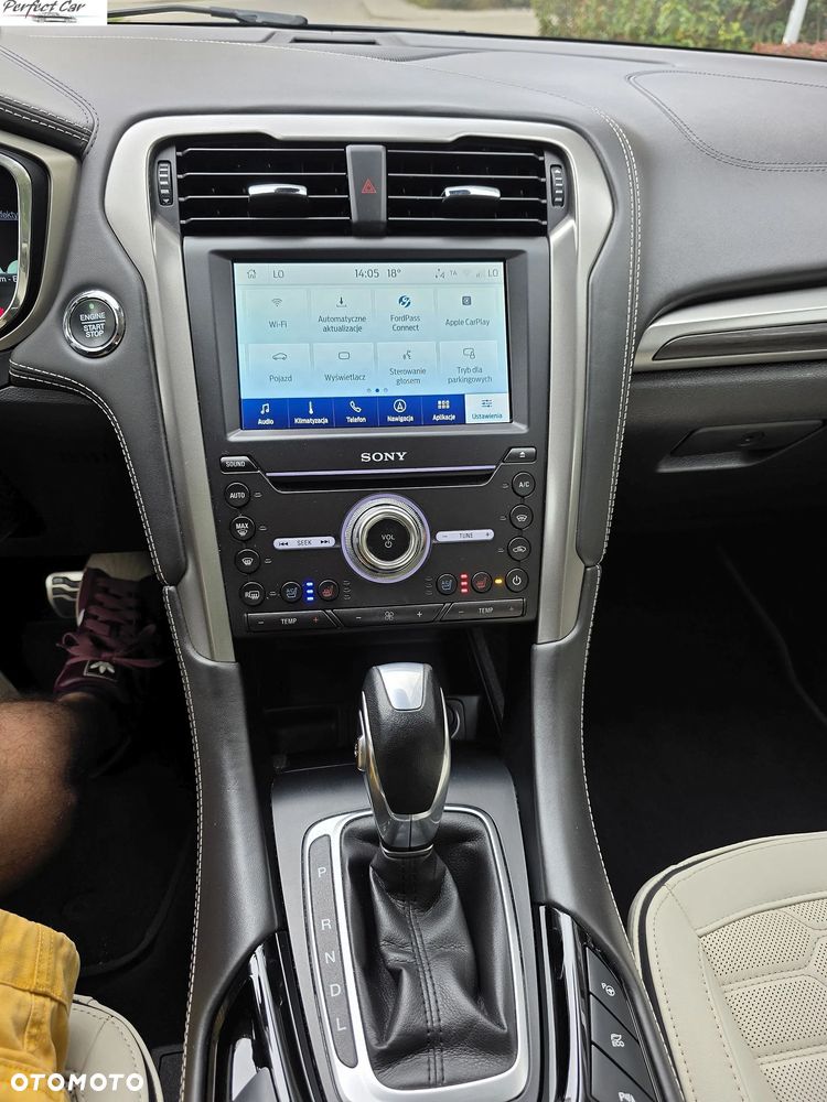 Ford Mondeo 2.0 Hybrid Vignale Plus - 17