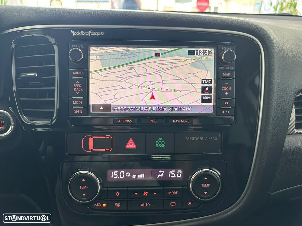 Mitsubishi Outlander 2.2 DI-D 4WD Auto Instyle - 11