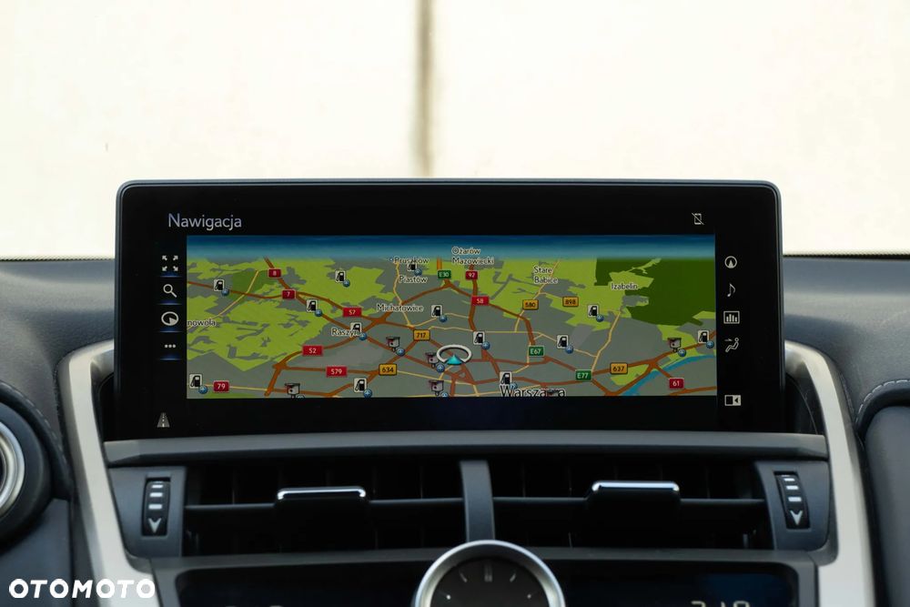 Lexus NX 300h Business Edition AWD - 23
