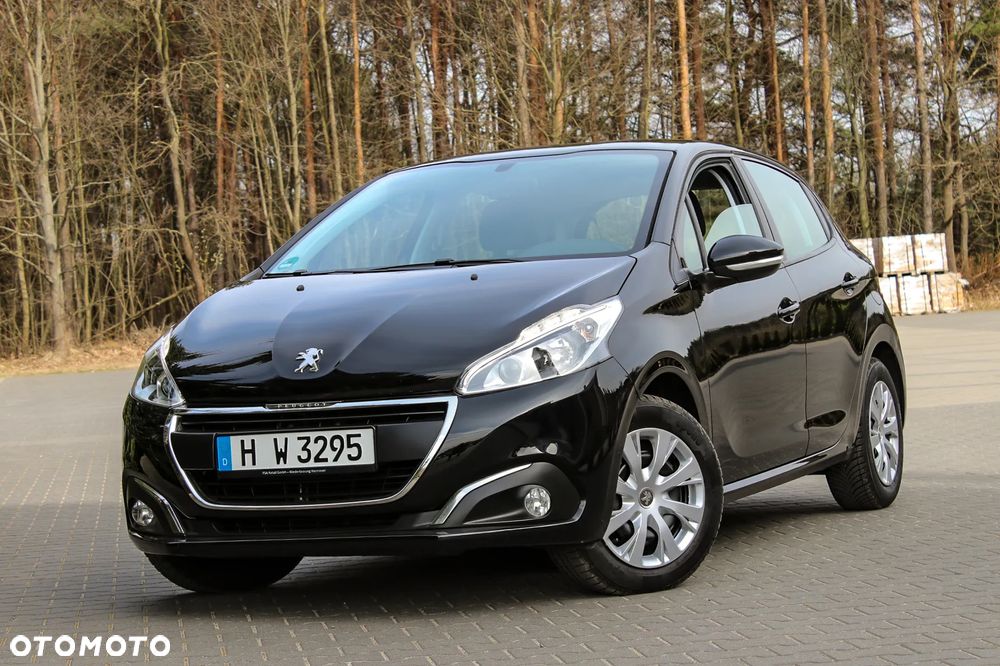 Peugeot 208 - 13