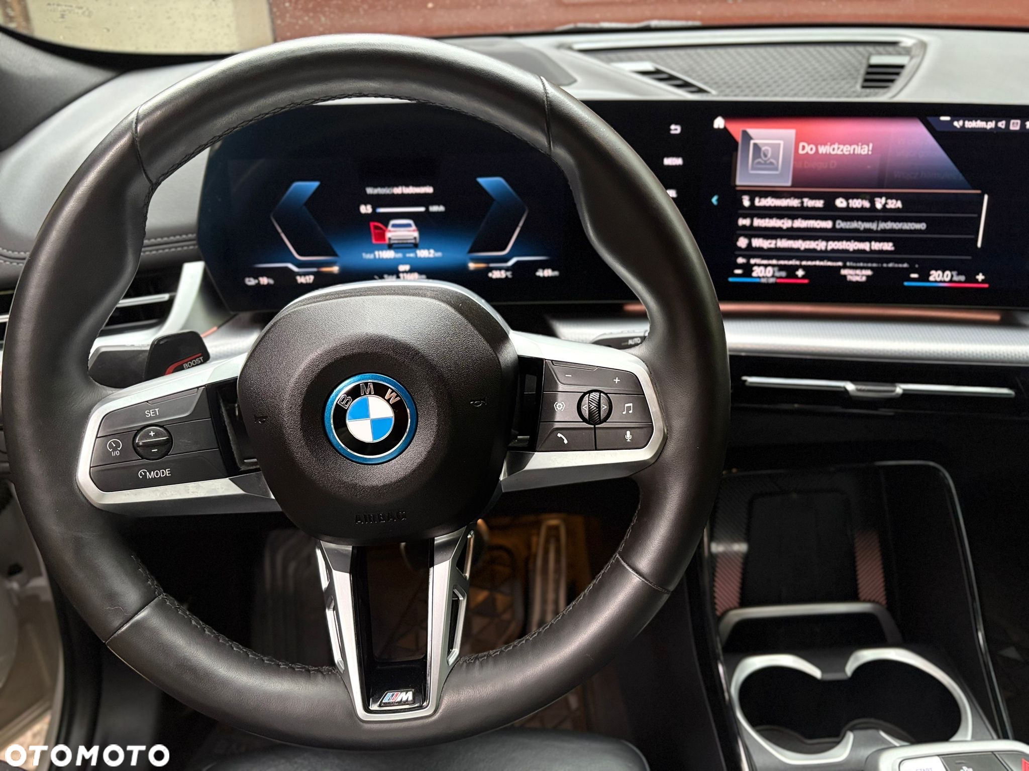 BMW iX1 - 16