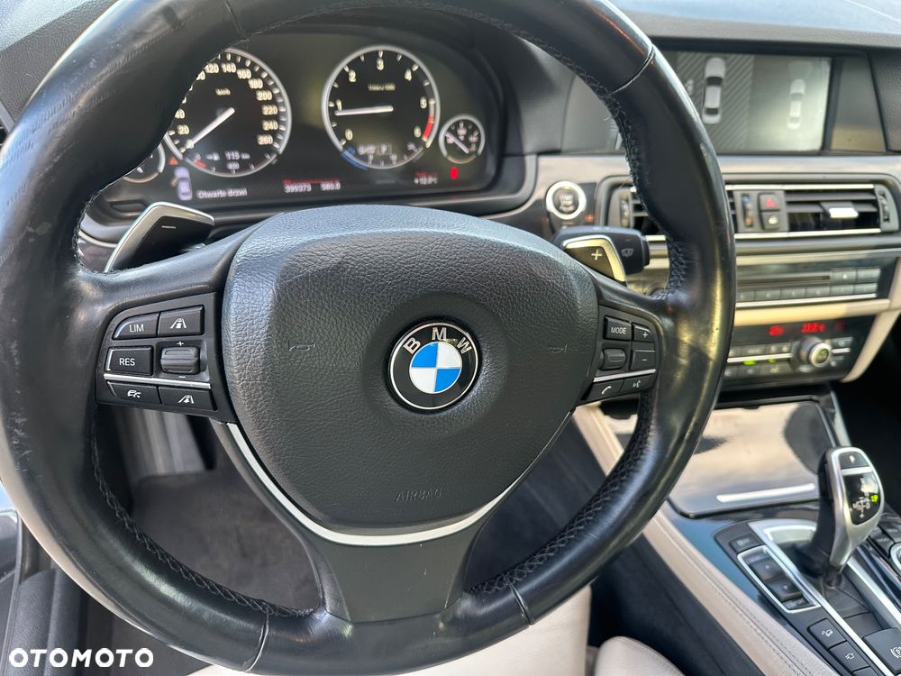 BMW Seria 5 525d - 9