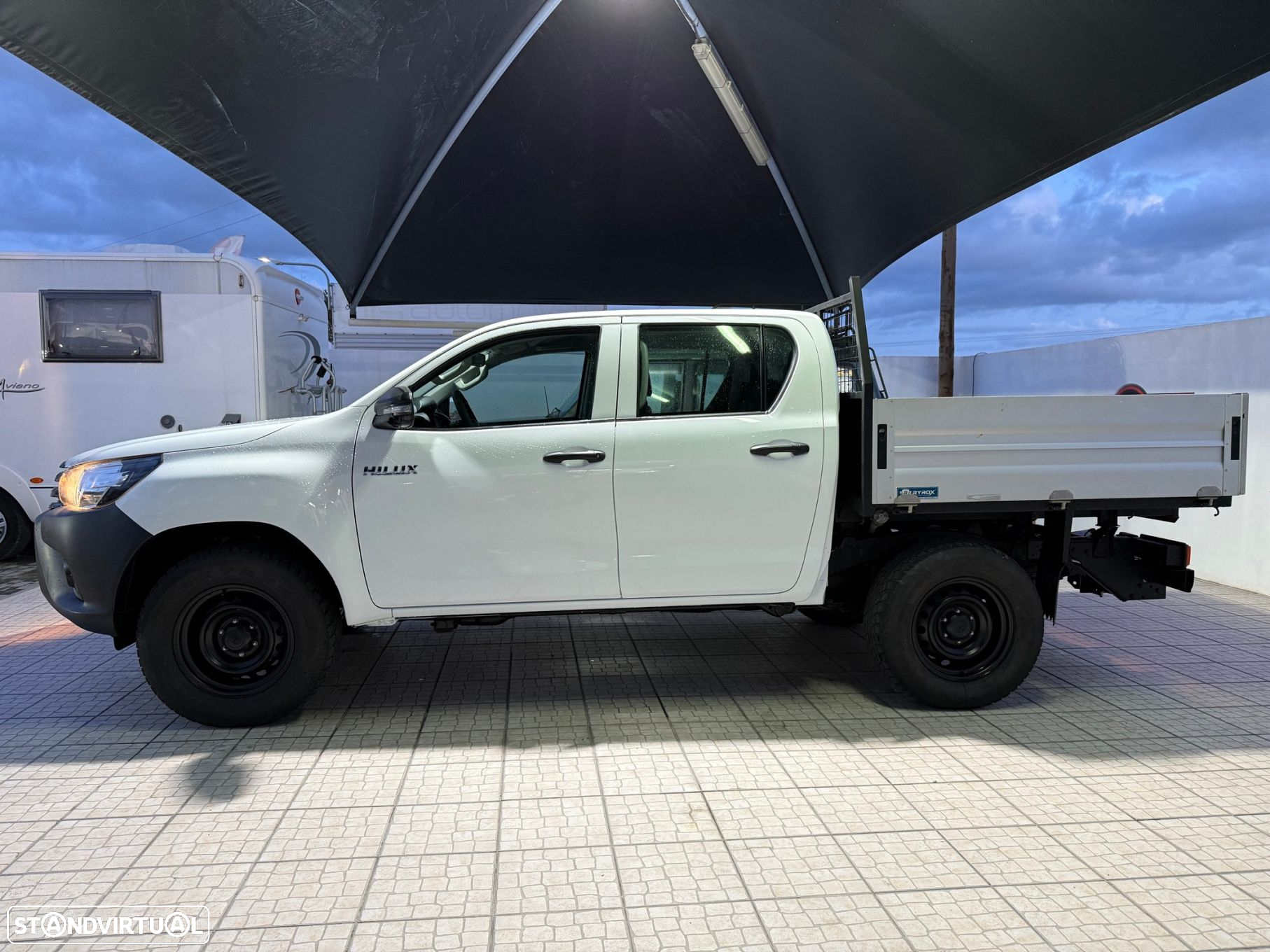 Toyota Hilux 2.4 D-4D 4WD CD CH - 5