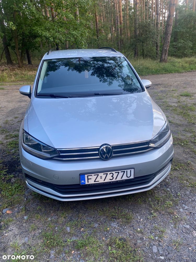 Volkswagen Touran 2.0 TDI BMT Comfortline DSG - 4