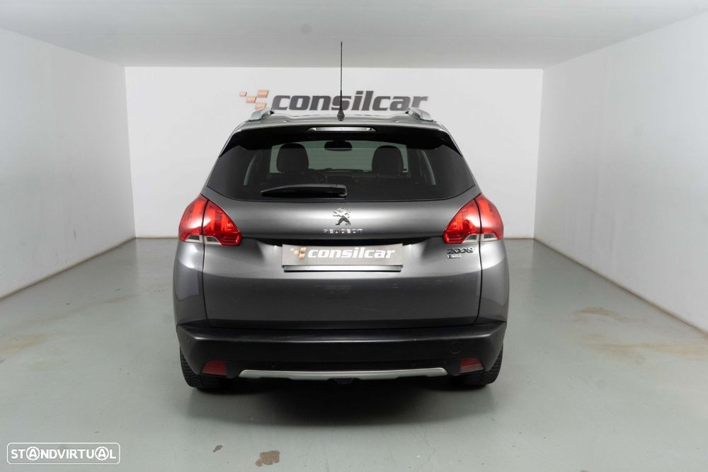Peugeot 2008 1.2 PureTech Allure - 9