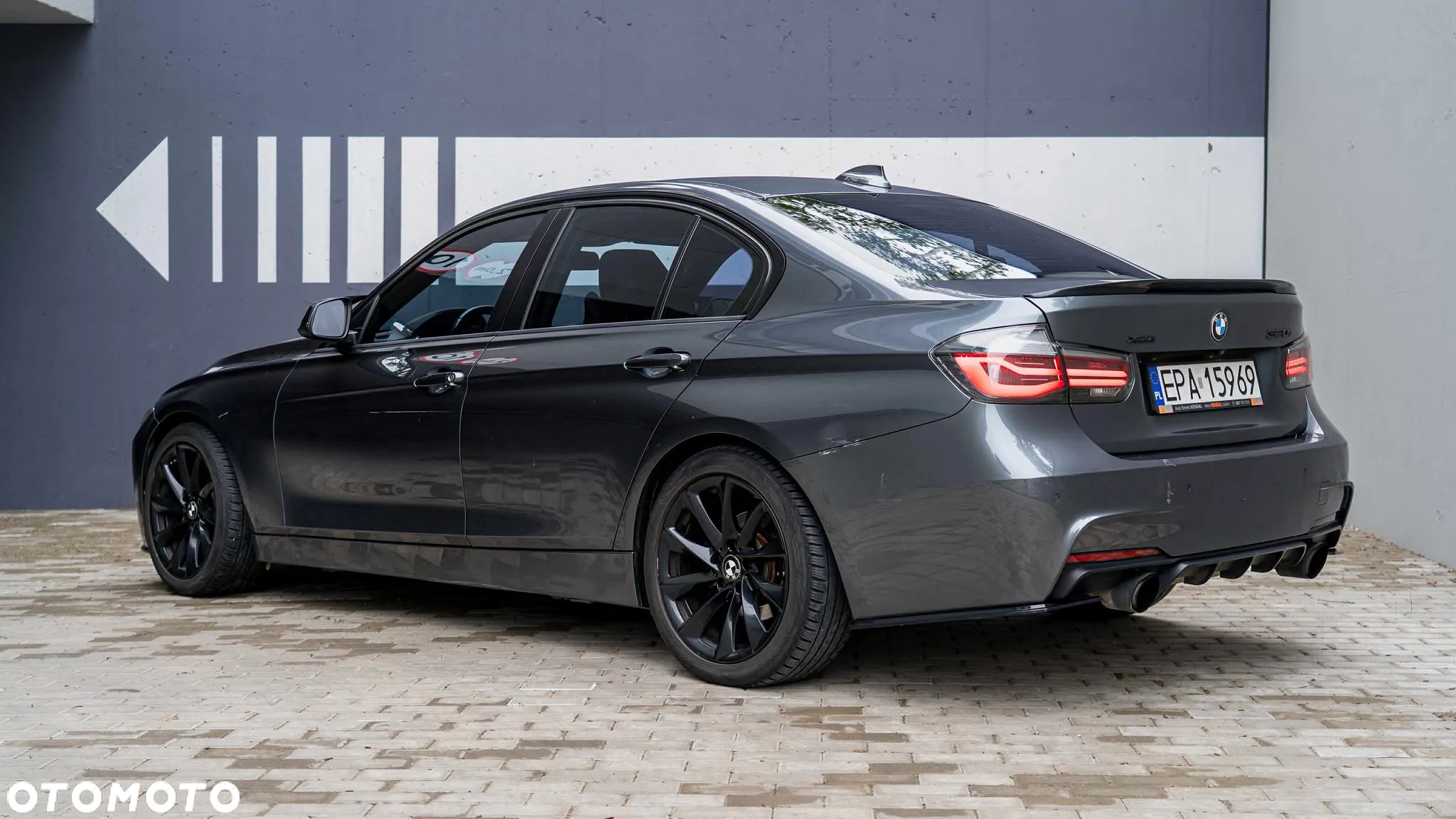 BMW Seria 3 320i xDrive Advantage sport - 17