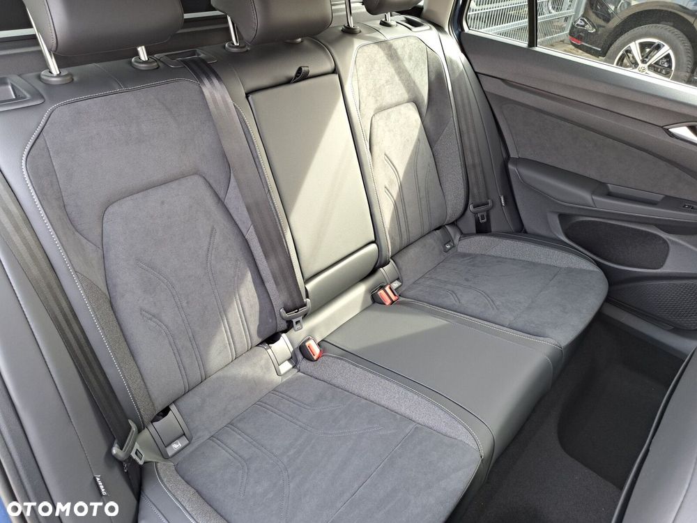 Volkswagen Golf Variant 1.5 eTSI mHEV Style DSG - 14
