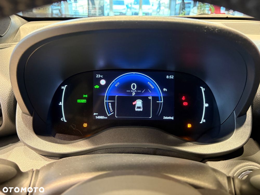 Toyota Yaris Cross - 17