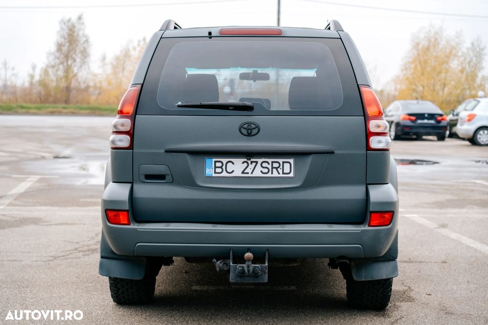 Toyota Land Cruiser 3.0 TD-4D Comfort - 25