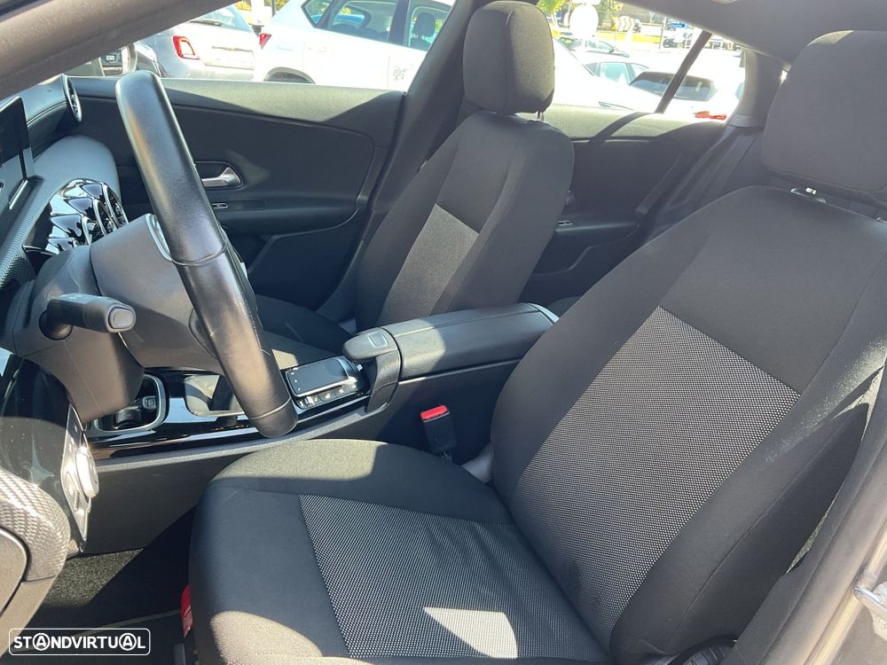 Mercedes-Benz CLA 180 d Shooting Brake Progressive Aut. - 21