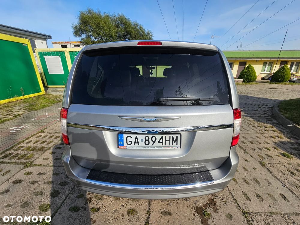 Chrysler Town & Country 3.6 Touring - 5