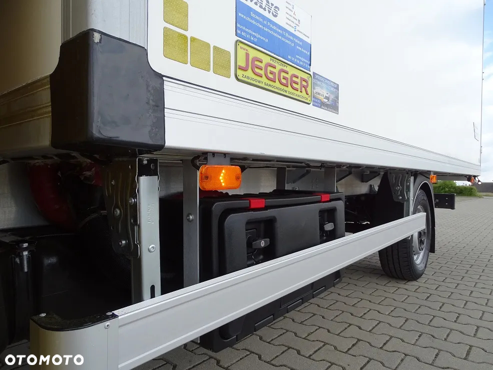 Iveco Daily 35S18 3.0 Chłodnia -30*C/+42*C 9 EuroPalet 4.42m JEGGER JAK NOWY!! Salon PL!! HWASUNG THERMO - 18