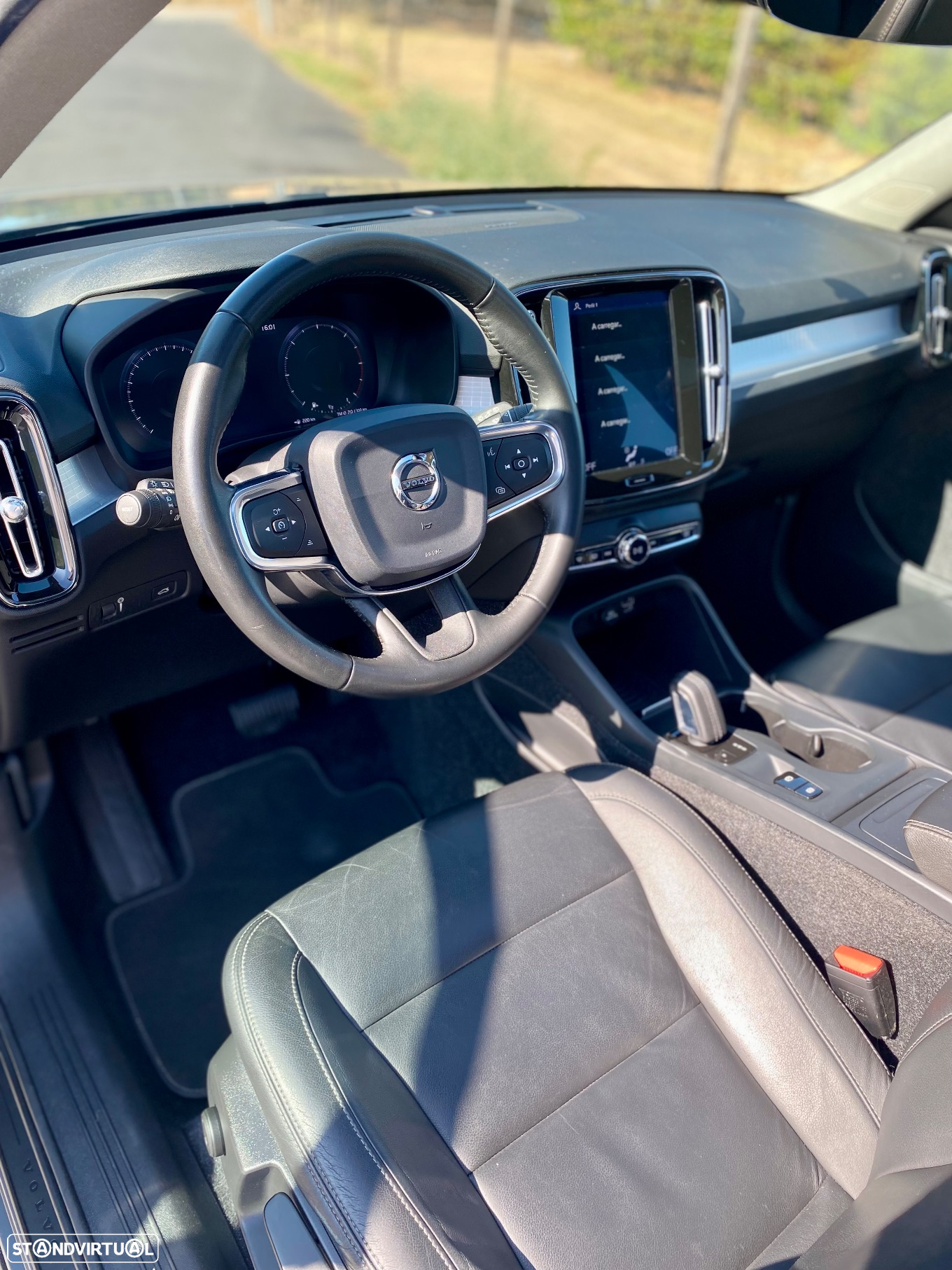 Volvo XC 40 2.0 D3 Momentum Geartronic - 8