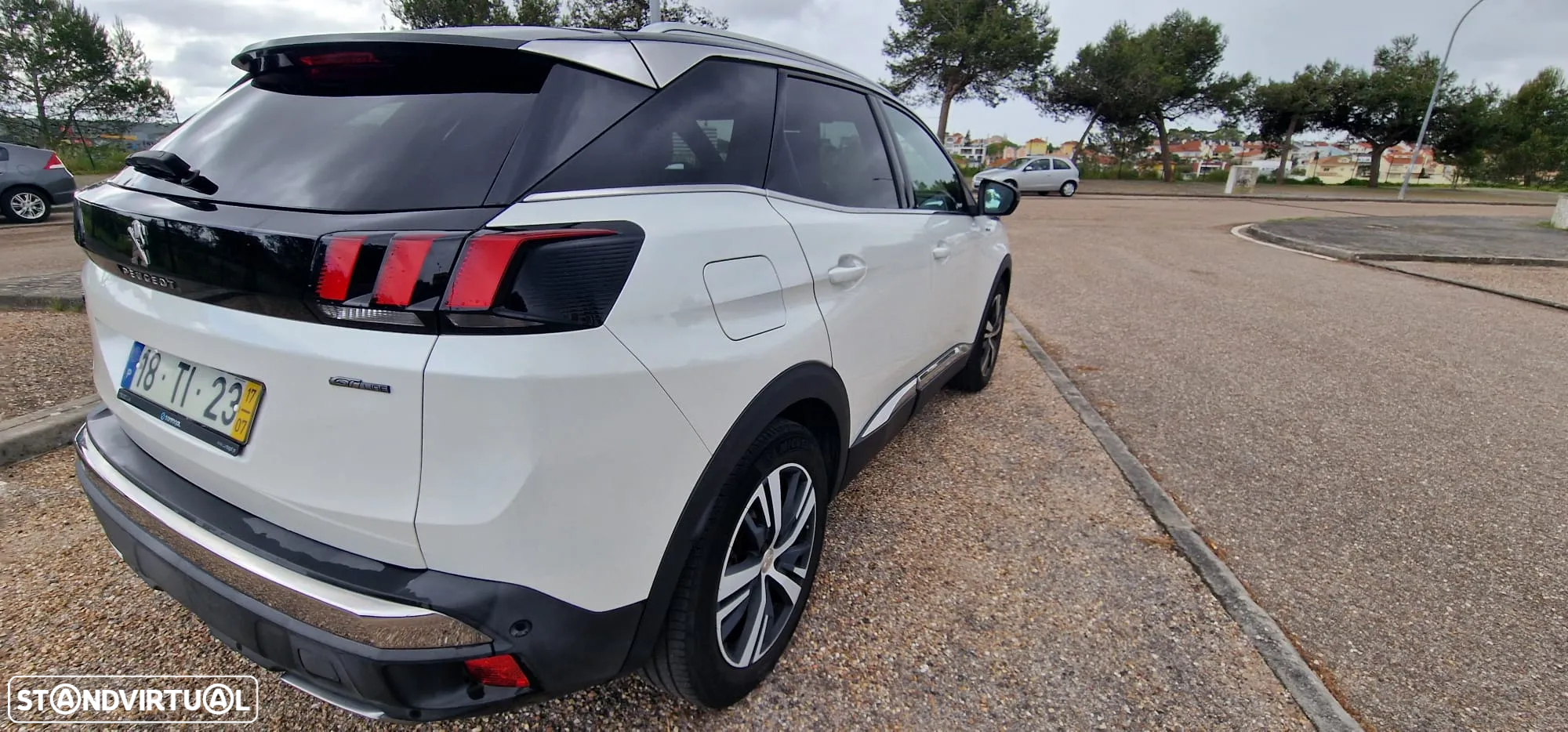 Peugeot 3008 1.6 BlueHDi GT Line EAT6 - 16