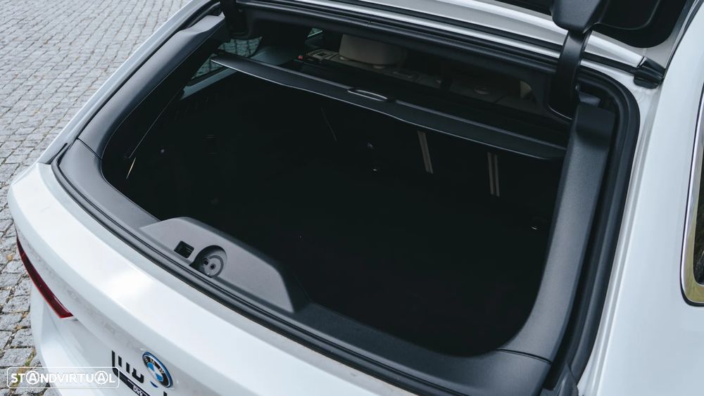 BMW 520 e - 34