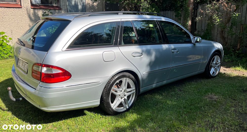 Mercedes-Benz Klasa E 220 CDI Automatik Classic DPF - 8