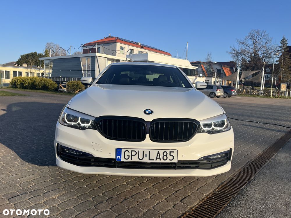 BMW Seria 5 530e iPerformance - 3