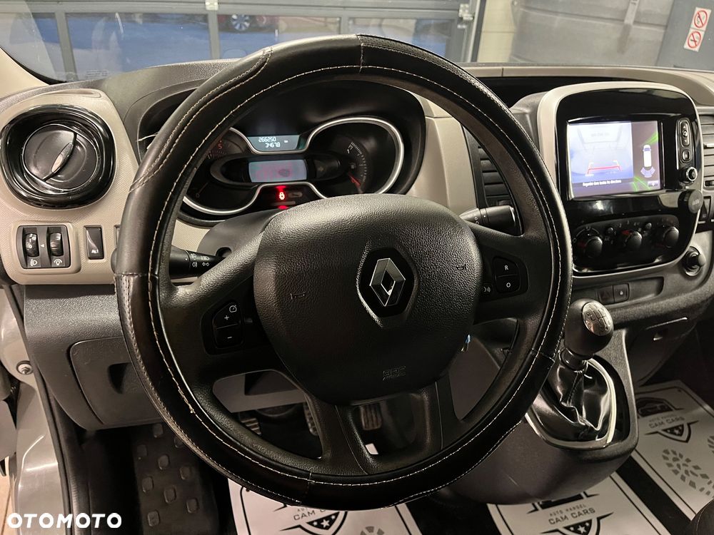 Renault Trafic - 13