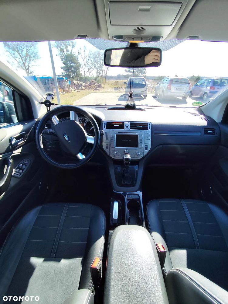 Ford Kuga 2.0 TDCi 4WD Titanium - 10