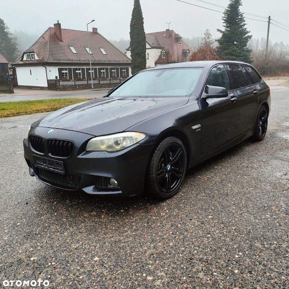 BMW Seria 5 530d xDrive Sport-Aut