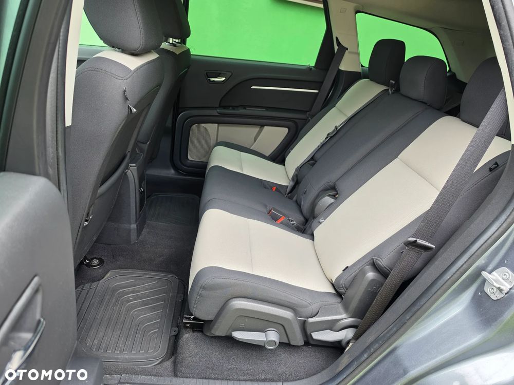 Dodge Journey 2.0 CRD SE - 8