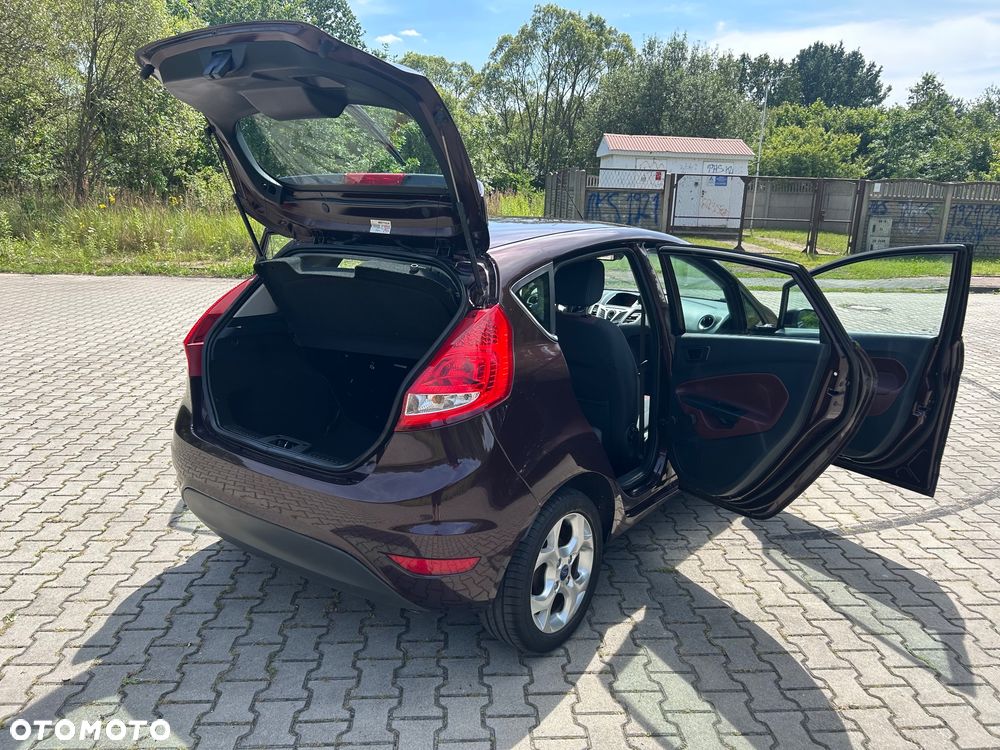 Ford Fiesta 1.4 Titanium - 19