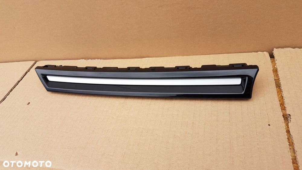 ATRAPA CHŁODNICY ZDERZAKA PRZÓD PRAWY VW ID7 ID.7 14A853720A - 4