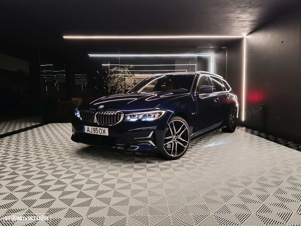 BMW 320 e Line Luxury Auto - 1