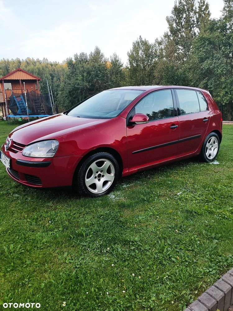 Volkswagen Golf 1.6 FSI Comfortline - 3