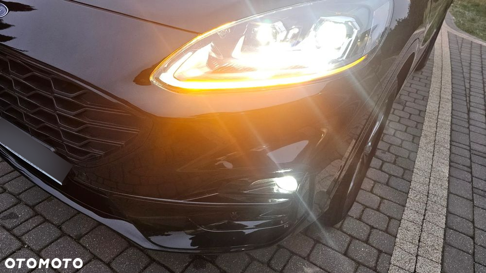 Ford Kuga - 33