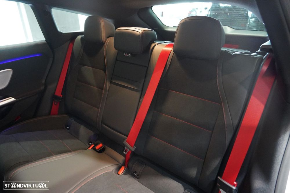 Mercedes-Benz CLA 250+ - 34