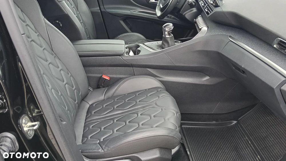 Peugeot 5008 1.2 PureTech Allure Pack S&S - 15