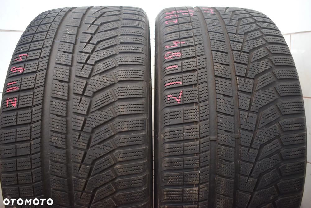 R23 295/35 Hankook Winter i*cept evo 2 SUV - 1