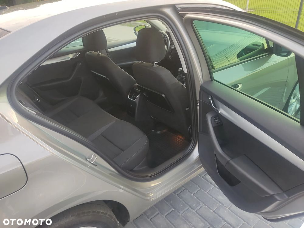 Skoda Octavia - 8