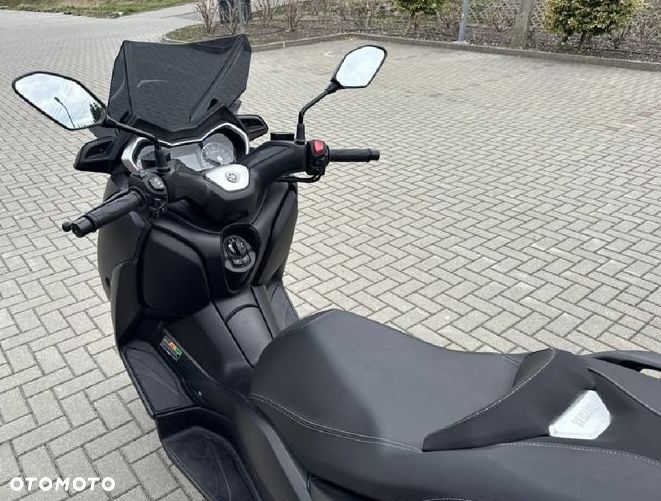 Yamaha X-max - 22