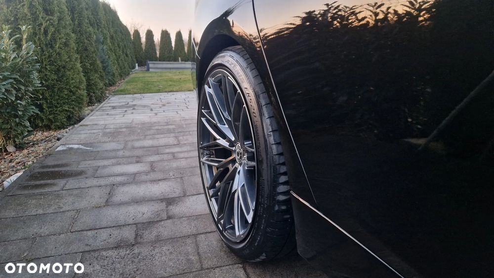 BMW Seria 3 330d Blue Performance Luxury Line - 11