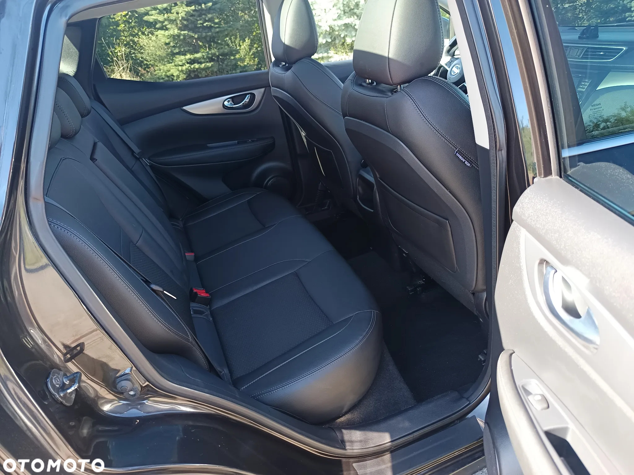 Nissan Qashqai 1.2 DIG-T TEKNA+ - 6