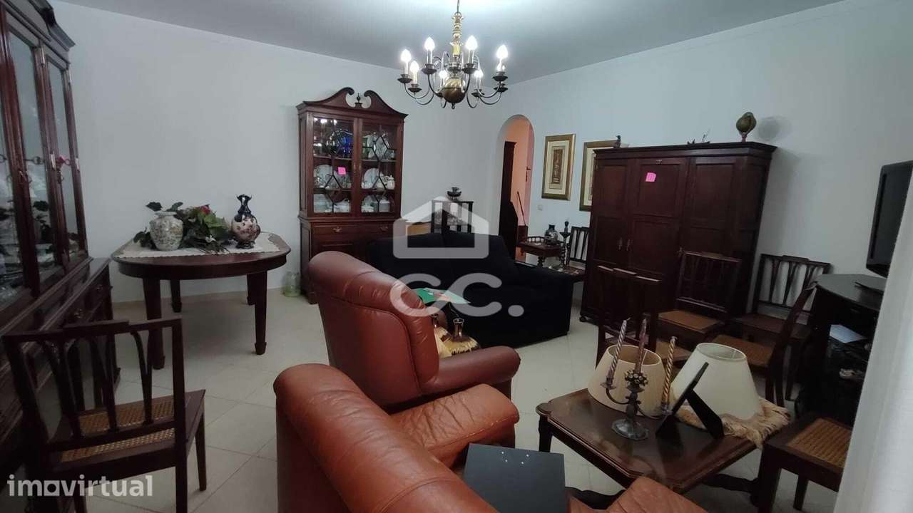 Apartamento Espaçoso em Beja com Ótima Localização - Grande imagem: 3/37