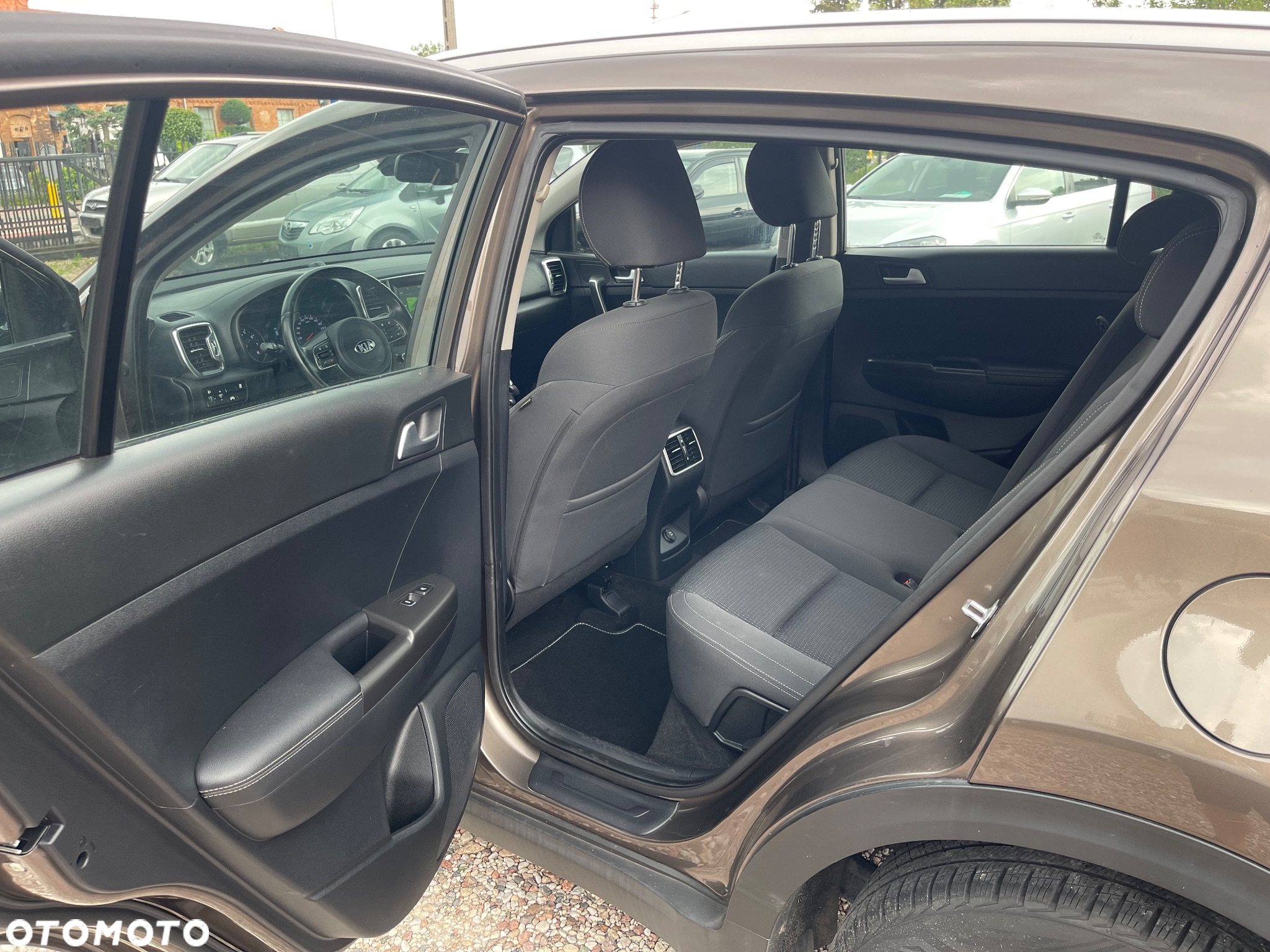 Kia Sportage 1.6 GDI 2WD SPIRIT - 11