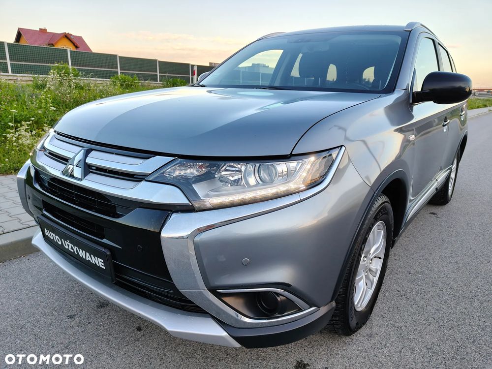 Mitsubishi Outlander 2.0 City Style 2WD - 4
