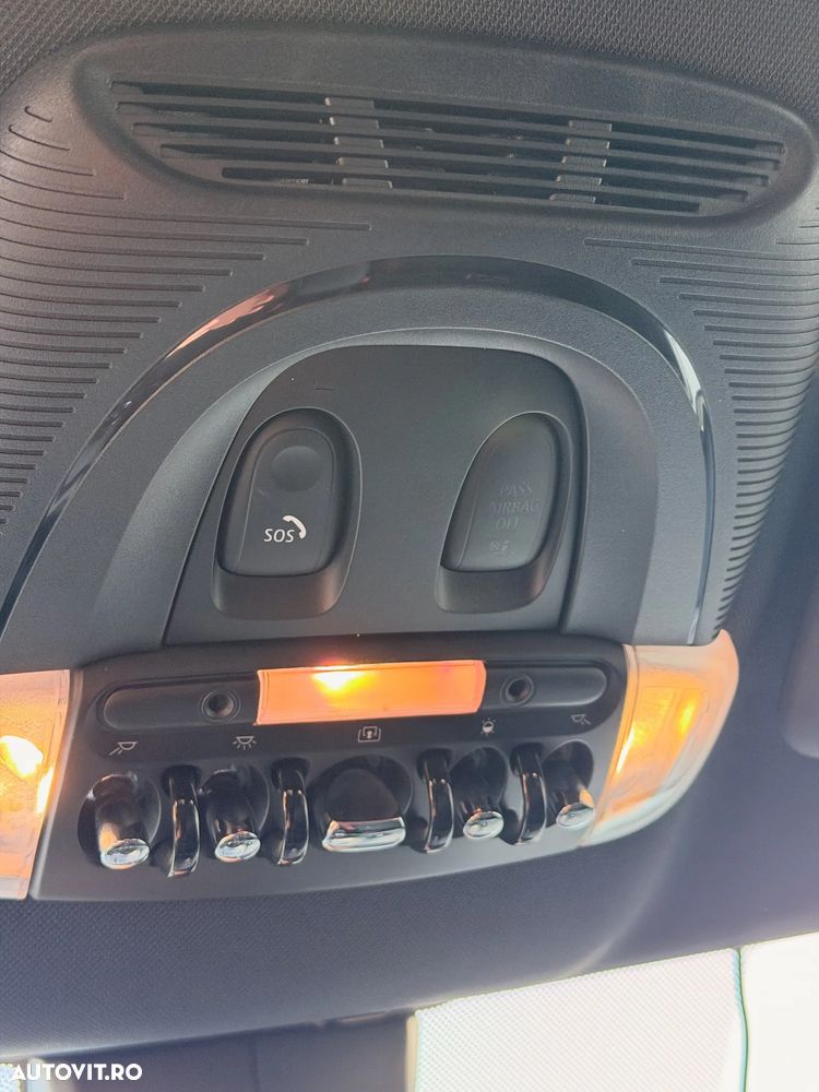Mini Countryman Cooper S E ALL4 AT - 14
