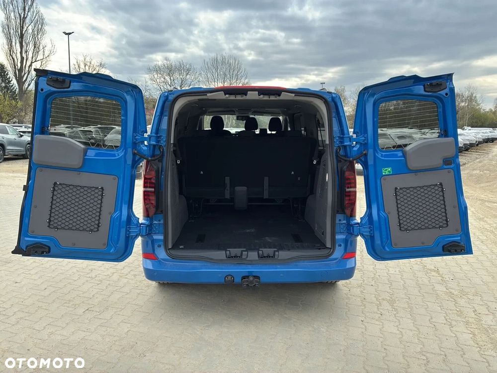 Volkswagen Caravelle 2.0 TDI L2 Life - 21