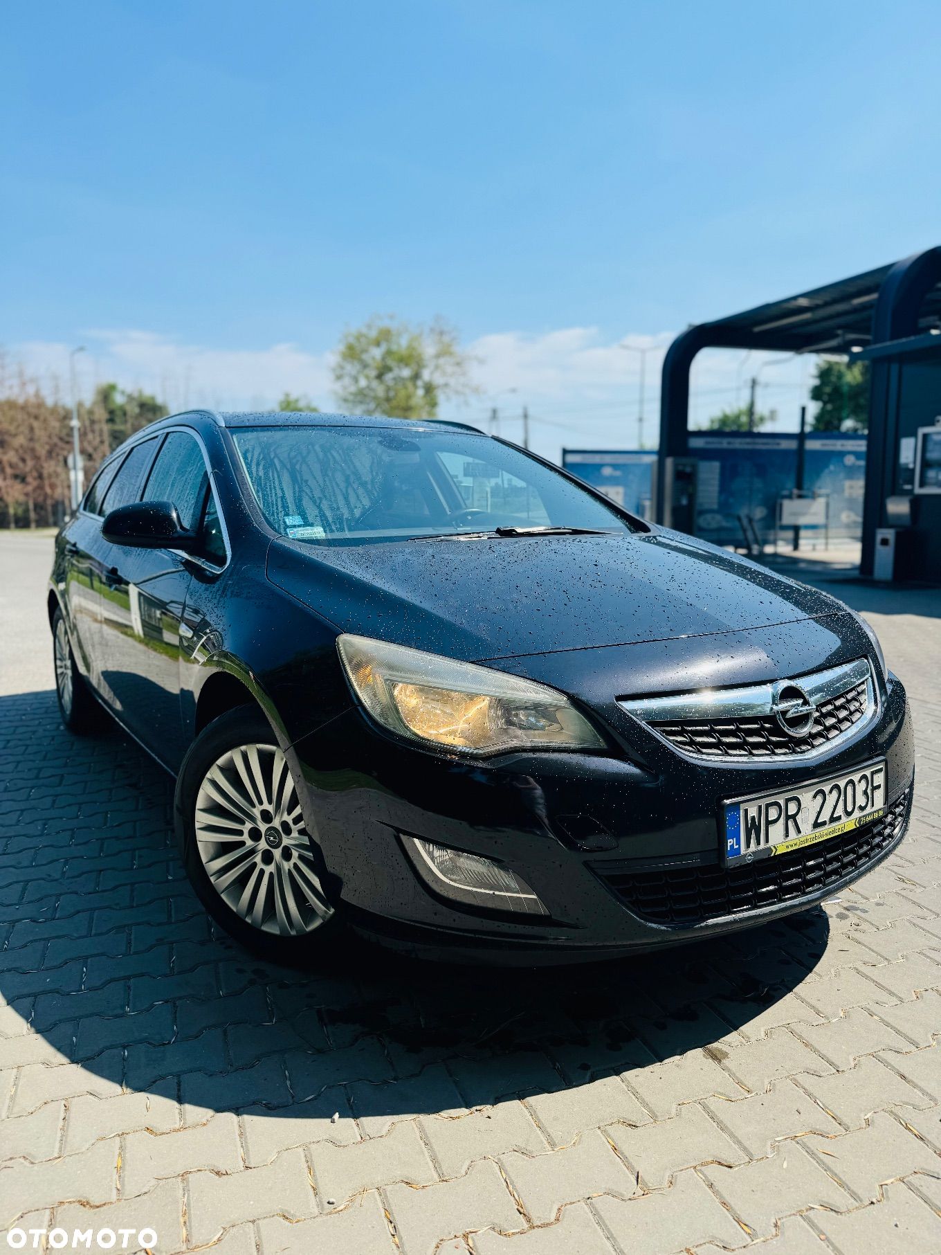 Opel Astra IV GTC 1.4 T Sport - 1