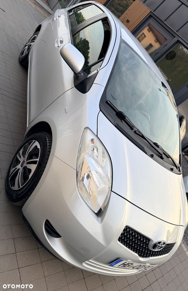 Toyota Yaris 1.3 Luna Hit - 28