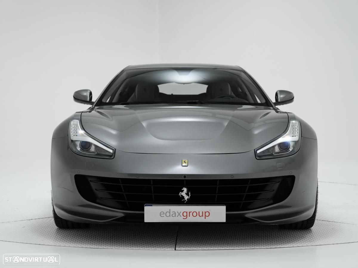 Ferrari GTC4 Lusso - 5