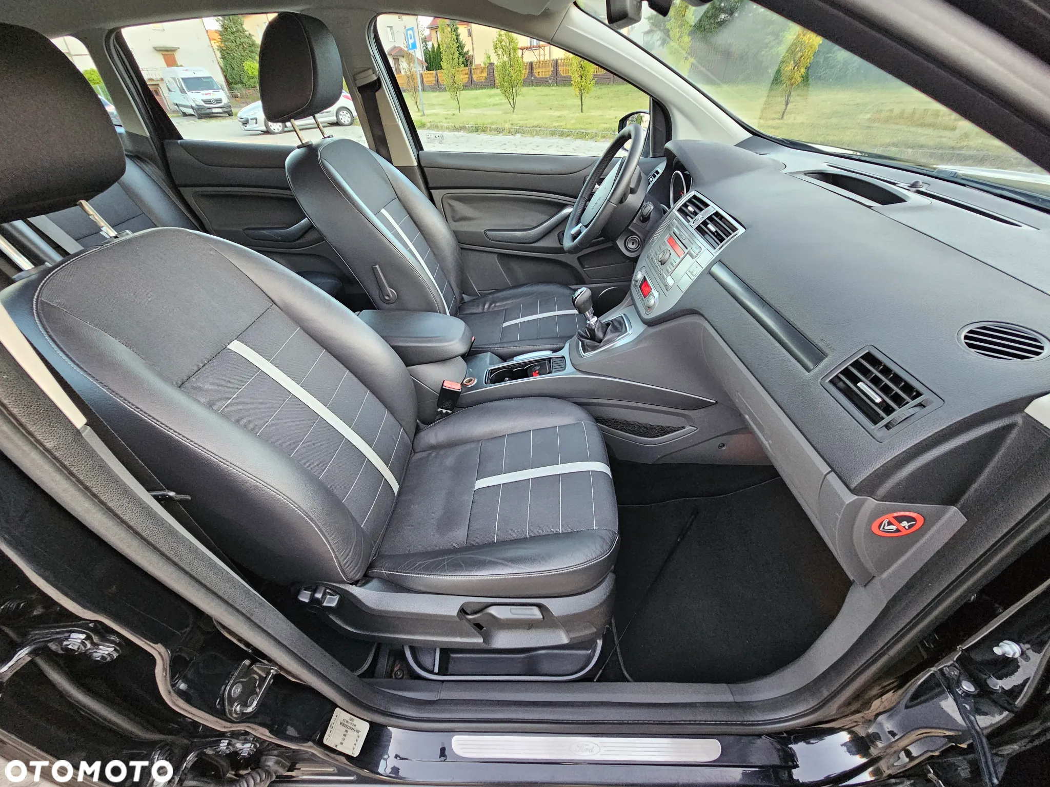 Ford Kuga 2.0 TDCi 2x4 Trend - 5