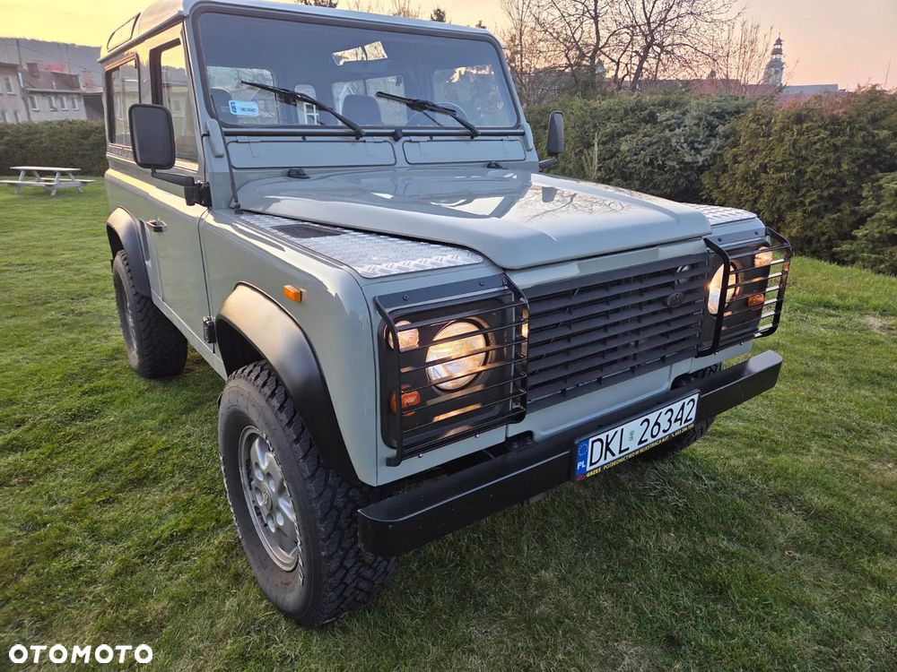Land Rover Defender 2.5 TDI - 5