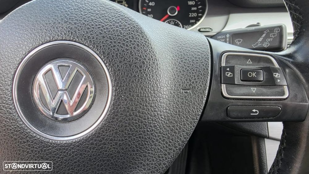VW Passat Variant 1.6 TDI BlueMotion - 18
