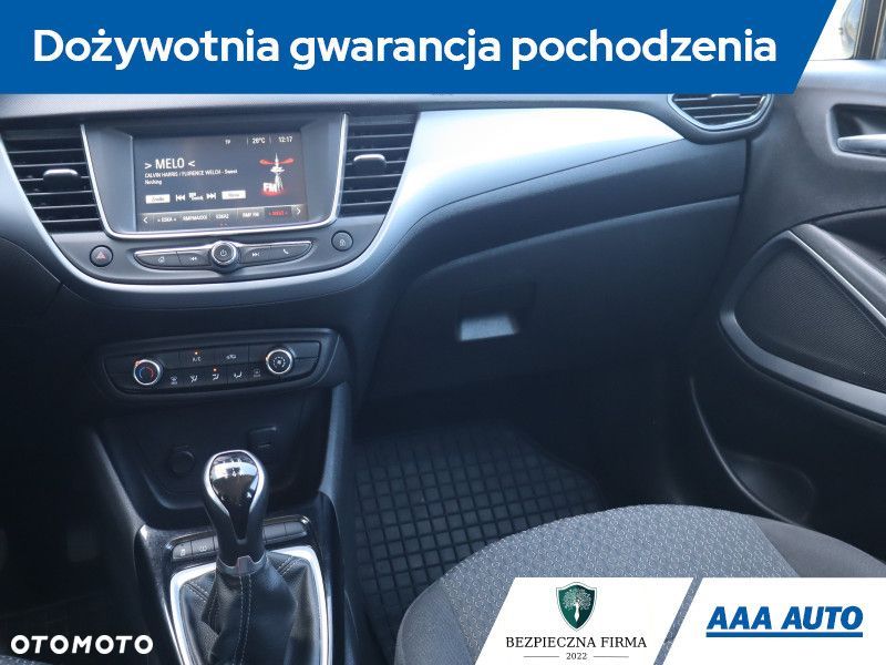 Opel Crossland X - 10